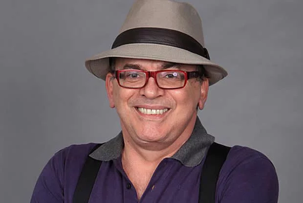 O escritor Walcyr Carrasco faz sua estreia na faixa das nove da Rede Globo  com a novela "Amor à Vida"