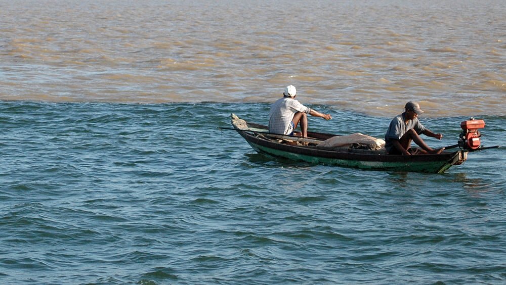 Encontro da águas do rio Tapajós com Amazonas