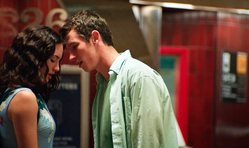 A Mala e os Errantes (2016), Adam Leon