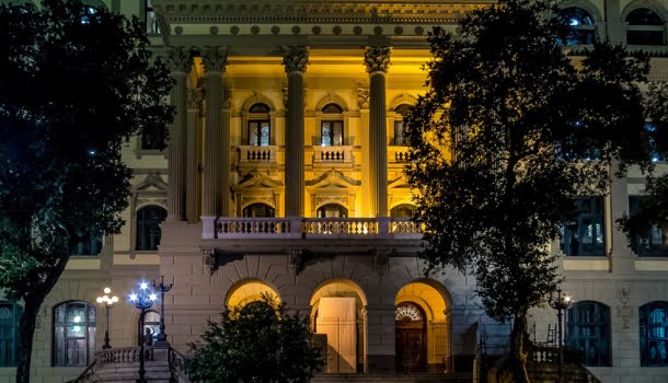 As 15 bibliotecas públicas mais bonitas do Brasil