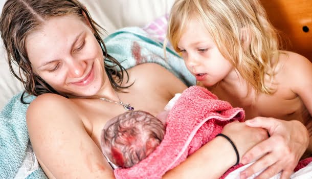 Ser mãe é muita coisa: 12 filmes e séries sobre maternidade disponíveis na Netflix
