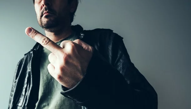 Prometa à sua mãe que você vai se tornar um ser humano melhor Prometa à sua mãe que você vai se tornar um ser humano melhor