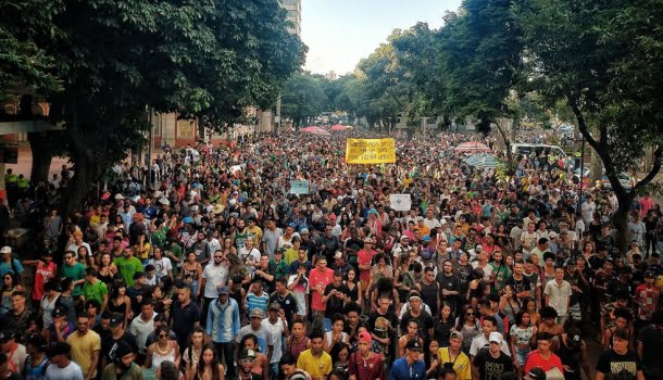 Um gaiato na Marcha da Maconha