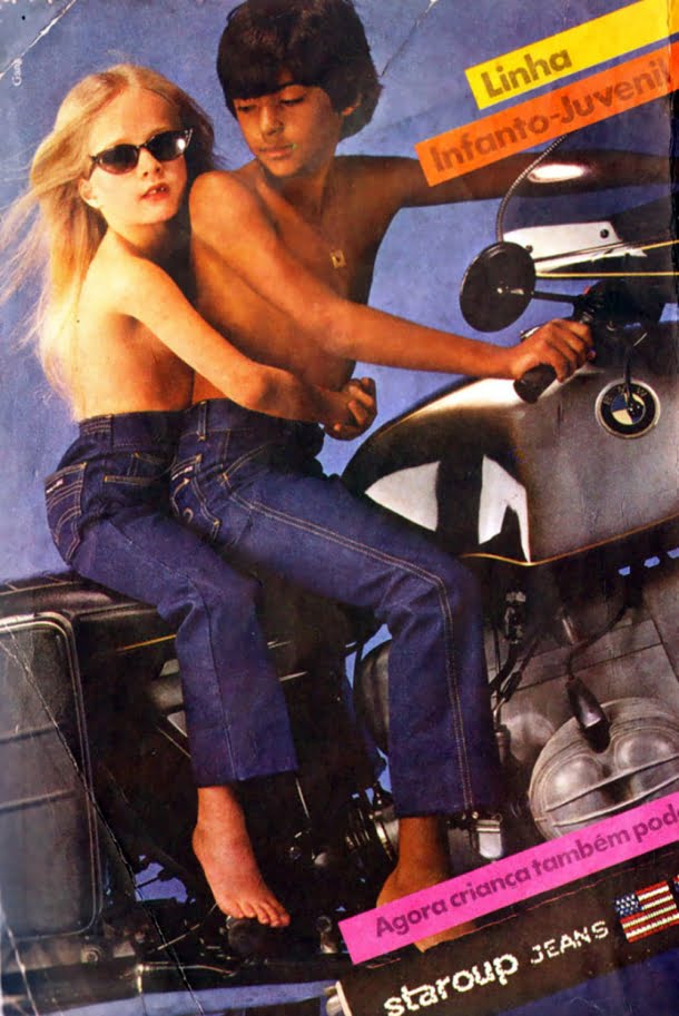 Esta campanha usou crianças seminuas para vender calças jeans