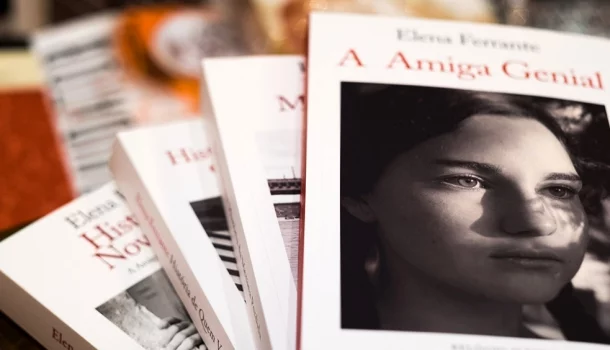 Bula revela quem é Elena Ferrante