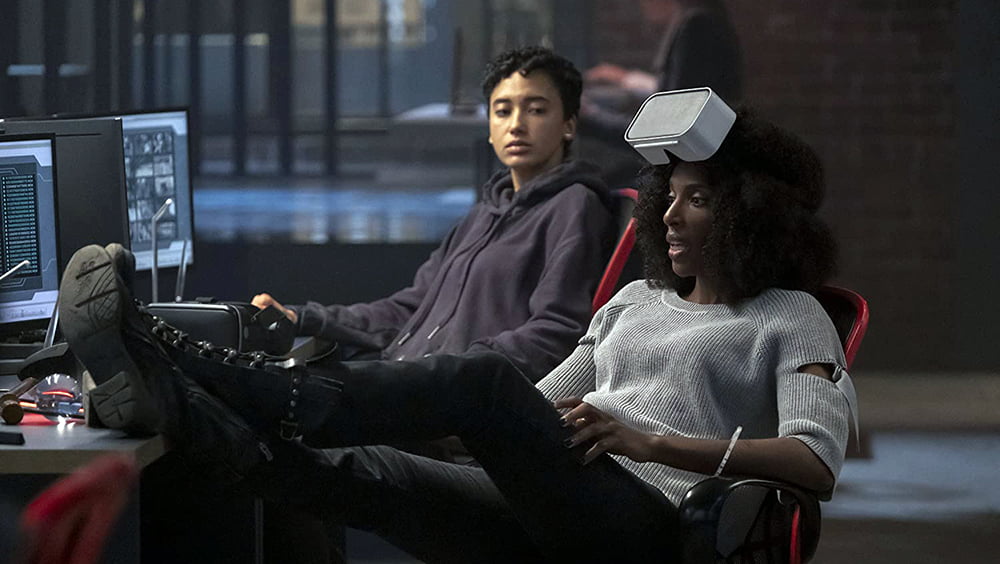 Upload (2020), Greg Daniels, Kacie Anning e outros