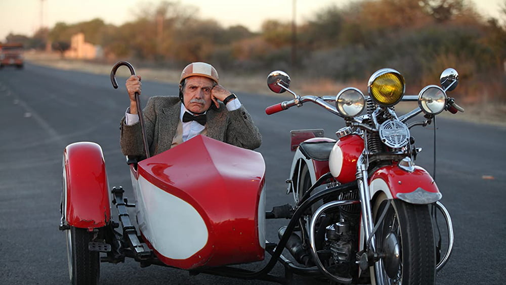 Un Padre no Tan Padre (2016), Raul Martínez