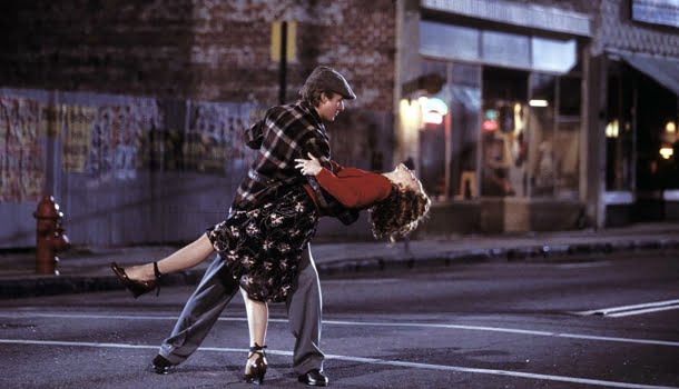 10 filmes românticos na Netflix para acabar com os lencinhos de tanto chorar