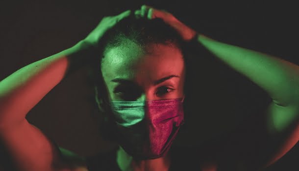 Máscaras, maçadas, marotices e mandingas