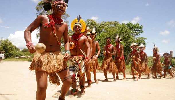 A culpa da crise hídrica é do STF e dos índios que não fizeram a dança da chuva