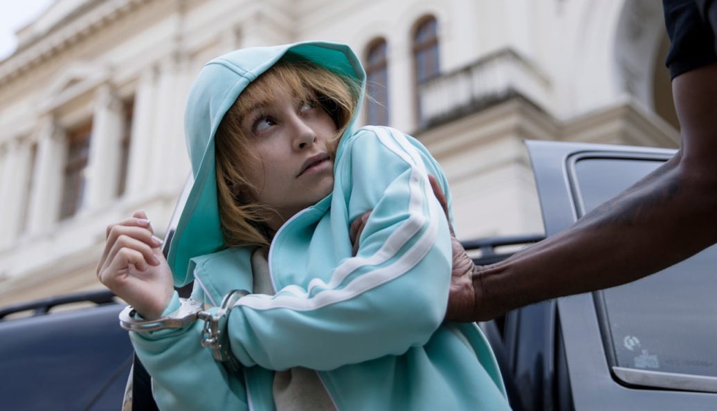 A Menina que Matou os Pais