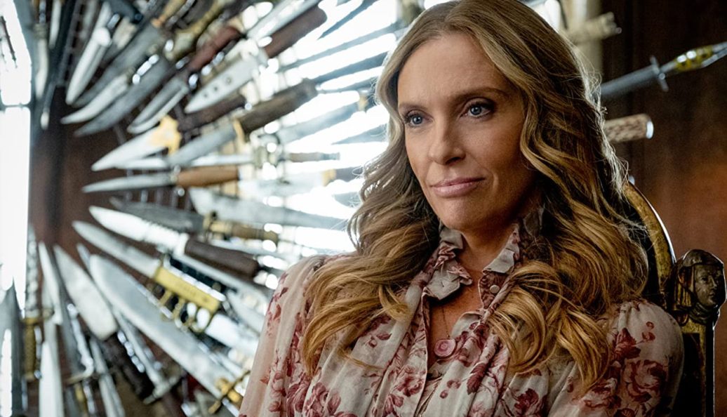 Entre Facas e Segredos