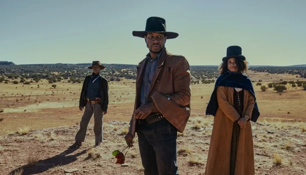 Anti-faroeste da Netflix, ignorado pelo público, é um dos melhores filmes do gênero na história do cinema