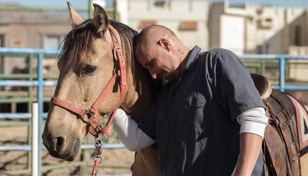 Filme extraordinariamente emocionante, que acaba de estrear na Netflix, fará você ver o mundo sob uma luz diferente