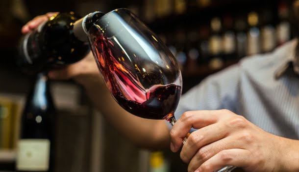 7 vinhos magníficos e premiados que custam até 50 reais