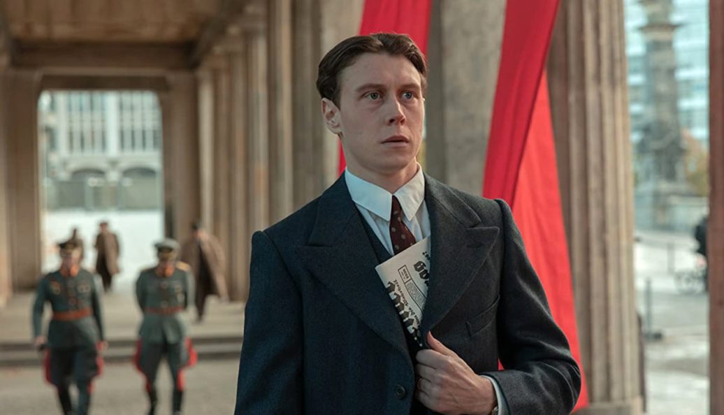 Munique: No Limite da Guerra (2021), Christian Schwochow