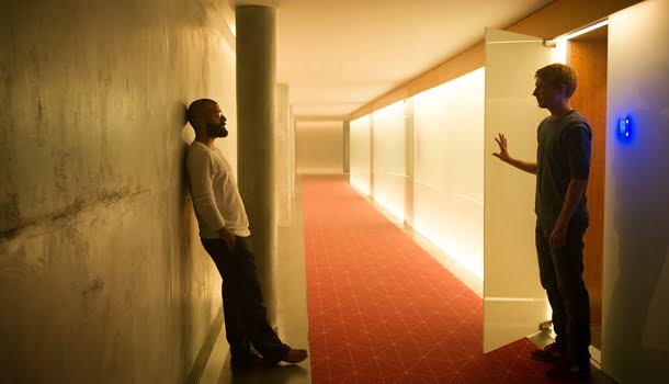 Quase perfeito, suspense psicológico na Netflix vai levá-lo em uma viagem sem volta