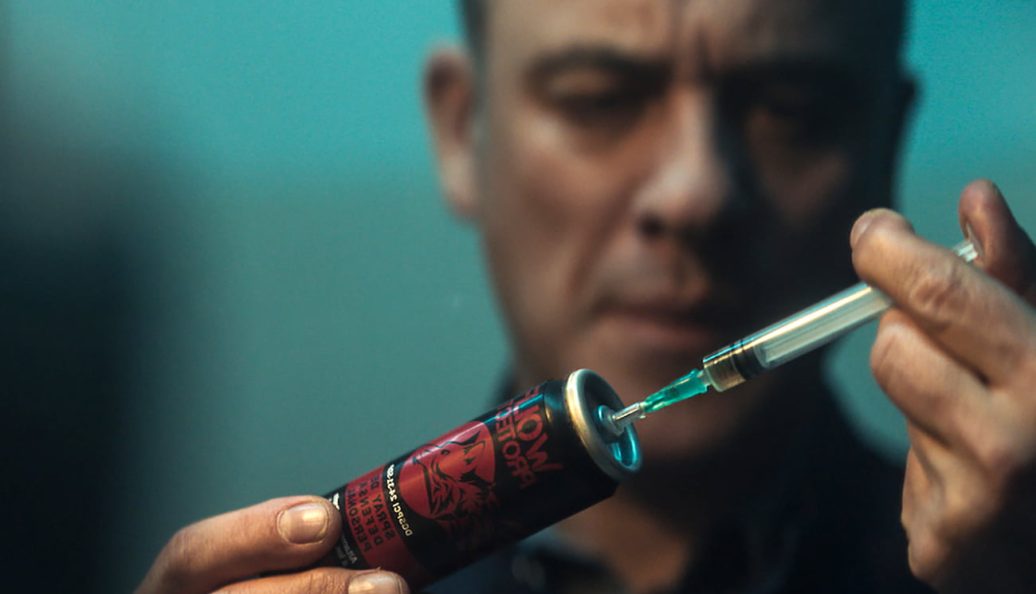 A Casa (2020), Àlex e David Pastor