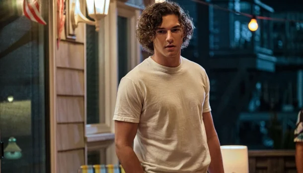 5 novos e belos romances na Netflix que vão te impedir de surtar essa semana 5 novos e belos romances na Netflix que vão te impedir de surtar essa semana