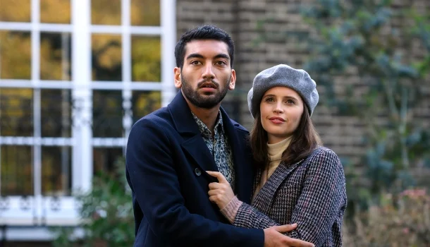 Romance baseado em best-seller com 3 milhões de cópias vendidas está na Netflix