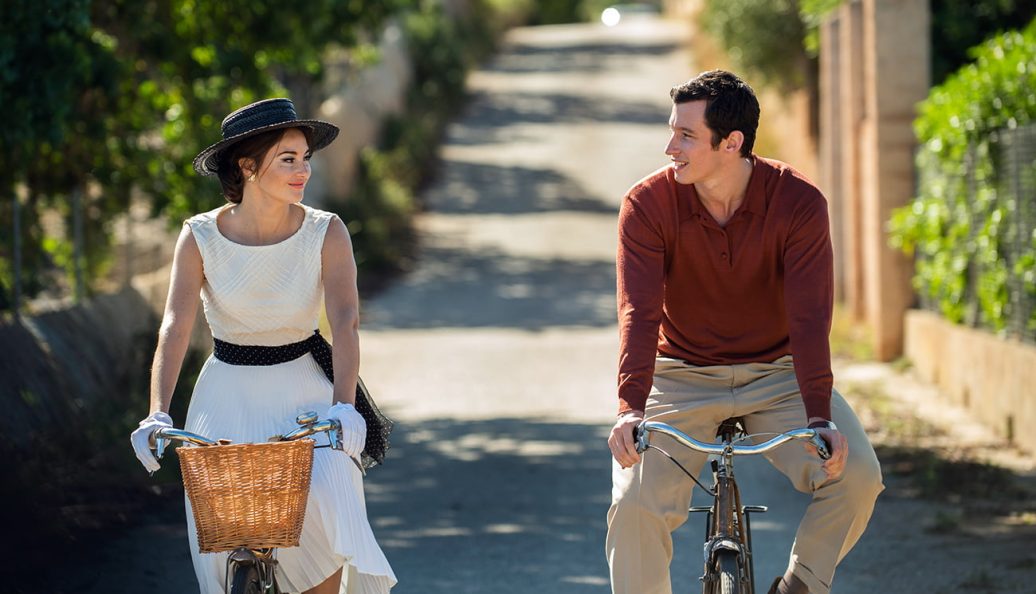 A Última Carta de Amor (2021), Augustine Frizzell