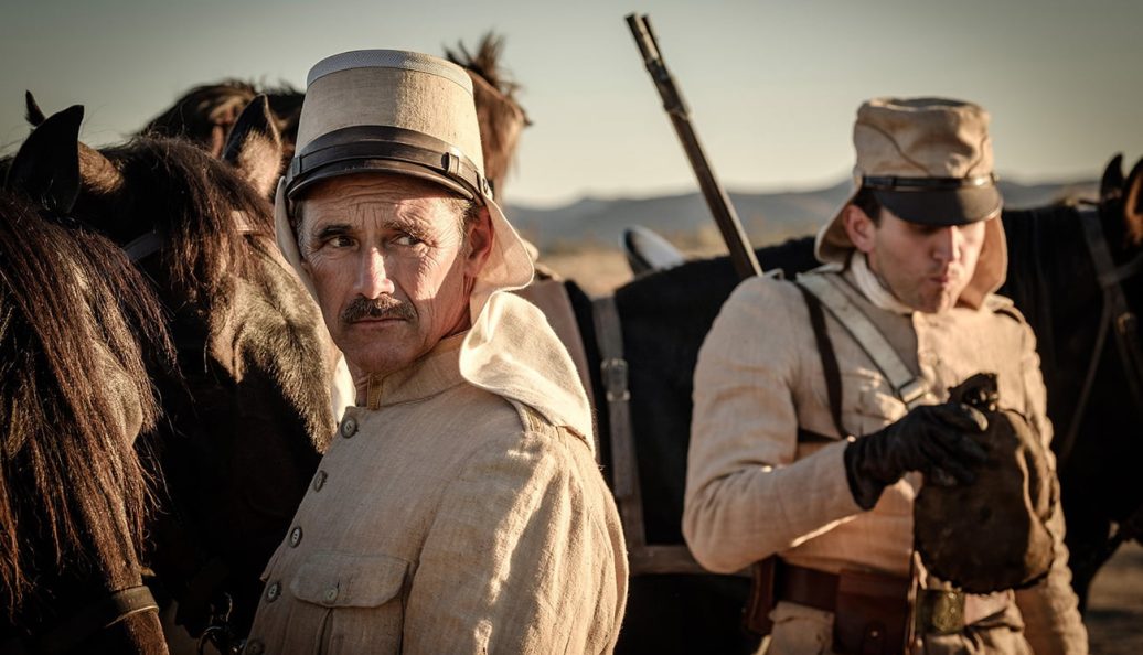 Esperando os Bárbaros