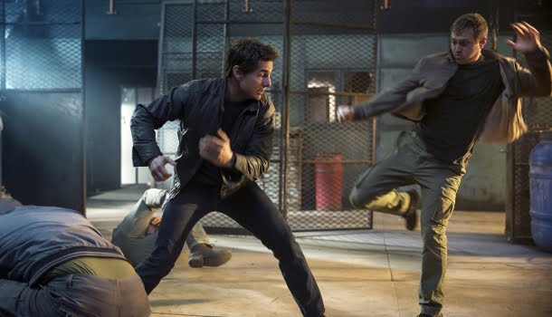 Baseado em série de sucesso da literatura, thriller de ação com Tom Cruise está na Netflix