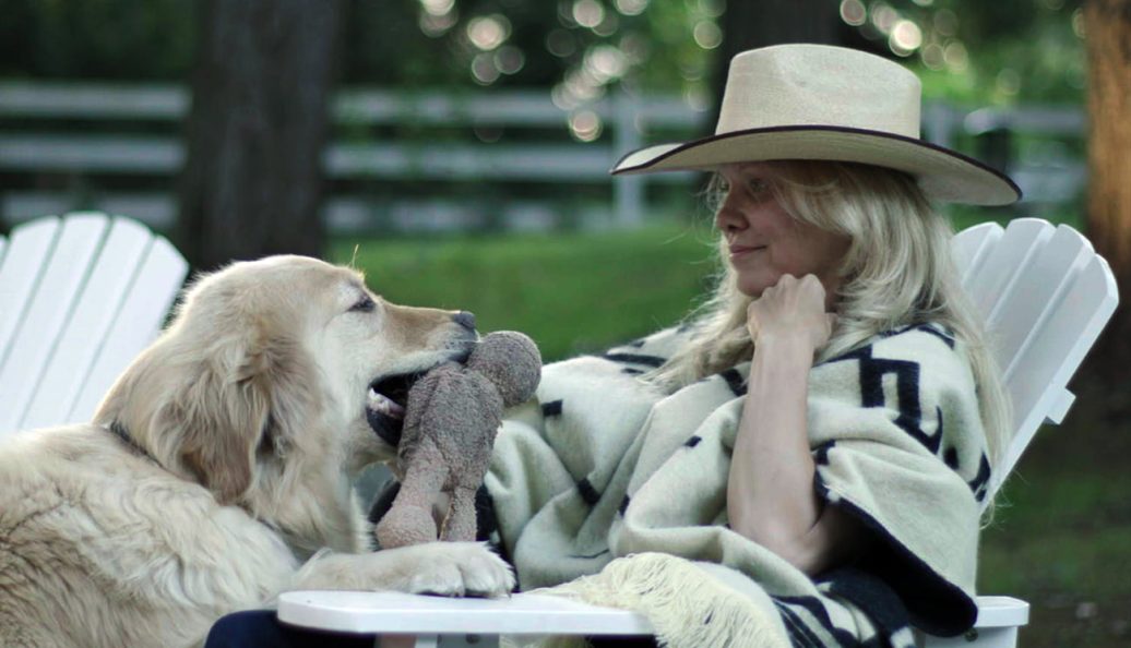 Pamela Anderson: Uma História de Amor (2023), de Ryan White