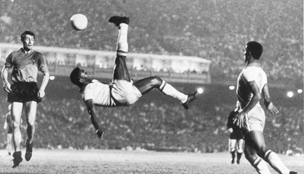 Pelé é mais popular do que Jesus Cristo