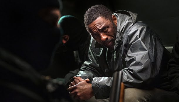 Filme com Idris Elba na Netflix vai acelerar seus batimentos cardíacos e deixar seus olhos vidrados