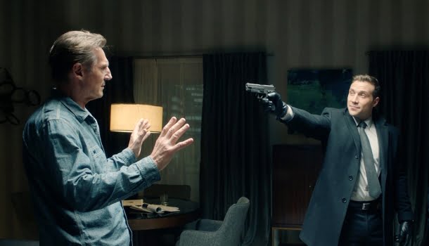 Liam Neeson em performance brutal na Netflix não te deixará desviar o olhar
