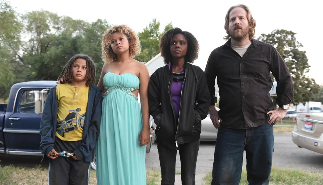 Deidra & Laney Rob a Train copiar