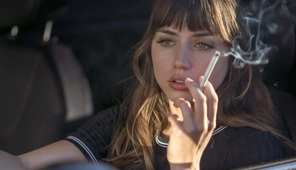 Escondido na Netflix, filmaço com Ana de Armas vale cada milésimo de segundo do seu tempo