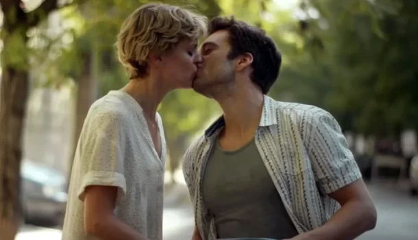 História de amor subestimada e encantadora na Netflix vai lavar sua alma