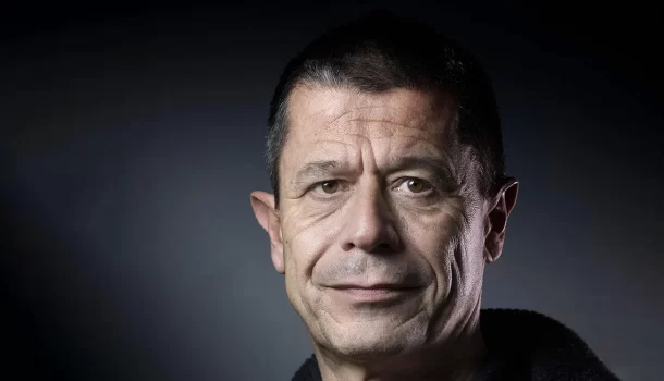 Emmanuel Carrère: o verdadeiro terror é a falta de sentido