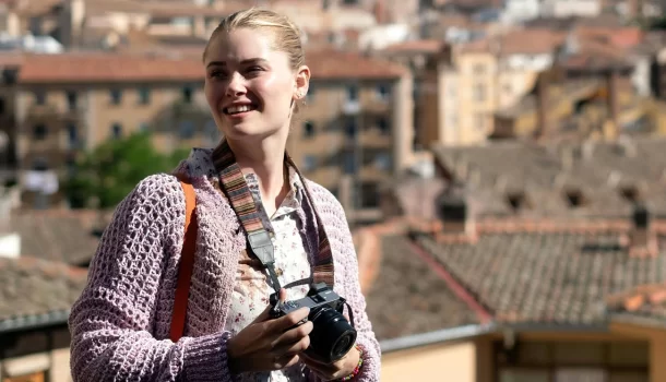 Na Netflix, romance sobre identidade e autodescoberta para quem precisa acreditar em alguma coisa