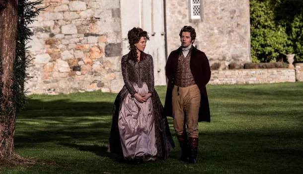 Adaptado de livro de Jane Austen, romance no Prime Video é um dos filmes mais encantadores que você ainda não viu