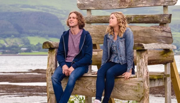 Romance baseado em best-seller, na Netflix, é programa perfeito para corações apaixonados