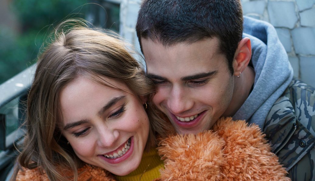 Atraves da Minha Janela Olhos nos Olhos