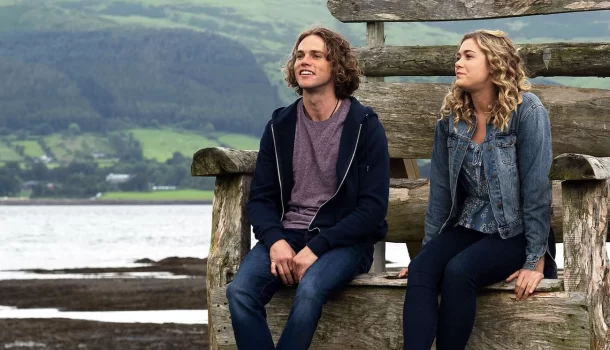 Romance encantador, na Netflix, é o filme mais assistido da atualidade no Brasil