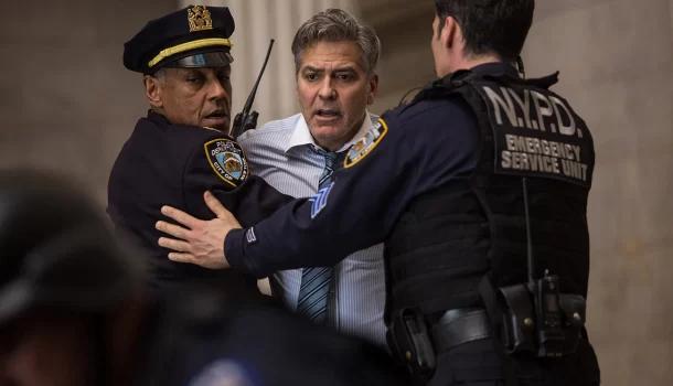 Com George Clooney e Julia Roberts, thriller na Netflix vai te fazer prender a respiração