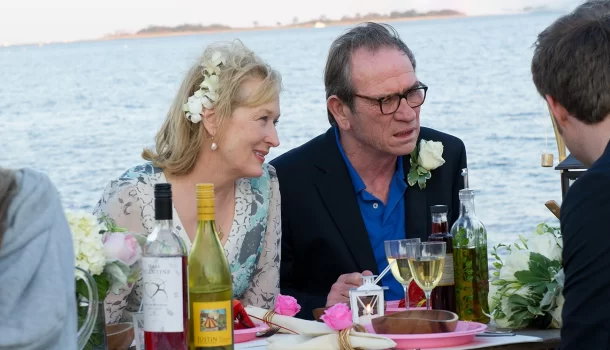 Com Meryl Streep e Tommy Lee Jones, romance na Netflix é terapia para a alma e vai adoçar seu dia