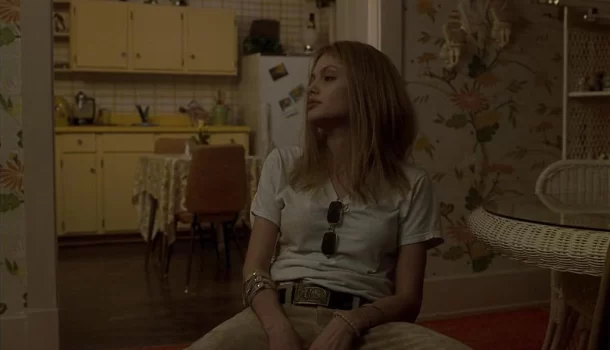 Último dia para assistir na Netflix ao filme que ganhou o Oscar e consagrou Angelina Jolie no cinema