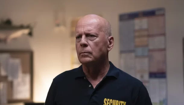 O adeus definitivo de Bruce Willis ao cinema é o filme mais assistido no Brasil atualmente