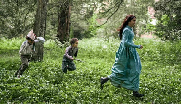 Subestimado, filme com Dakota Johnson, baseado em tesouro literário de Jane Austen, está na Netflix