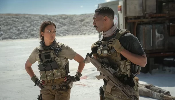 Candidato a hit de 2024, filme de ação da Netflix lidera audiência global pela segunda semana em 93 países
