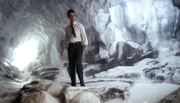 Indicado a 38 prêmios, filme que revolucionou o termo ʽplot twistʼ nos cinemas, está na Netflix