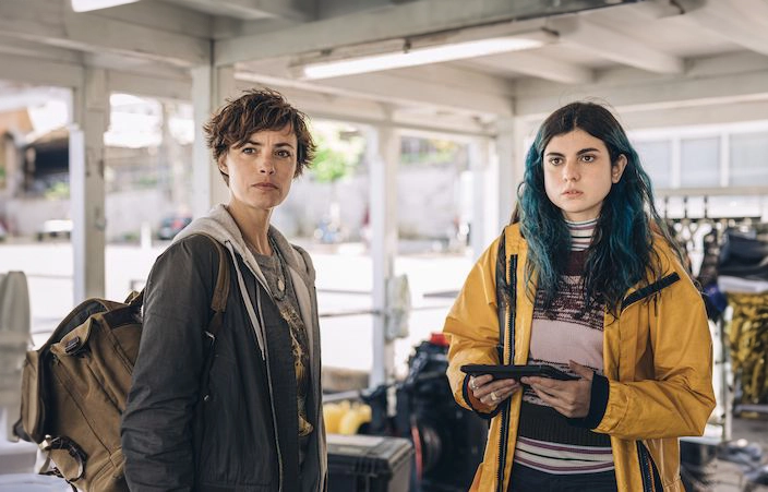 Sob as Águas do Sena (2024), Xavier Gens