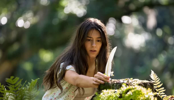 Um Lugar Bem Longe Daqui: suspense baseado em livro com 12 milhões de cópias vendidas chega à Netflix