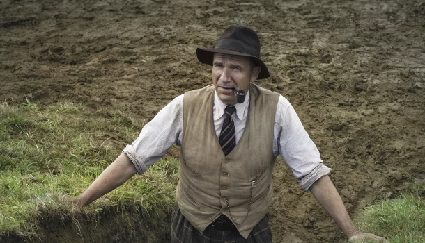 Obra-prima com Ralph Fiennes indicada a 11 prêmios, incluindo o Bafta, na Netflix